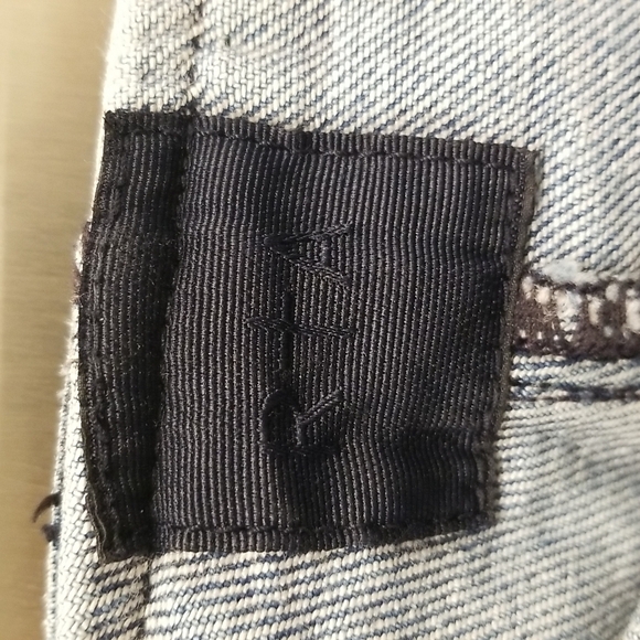 💕RTA Denim💕 River Shorts ~ Destroyed Daze 29 - Picture 14 of 16